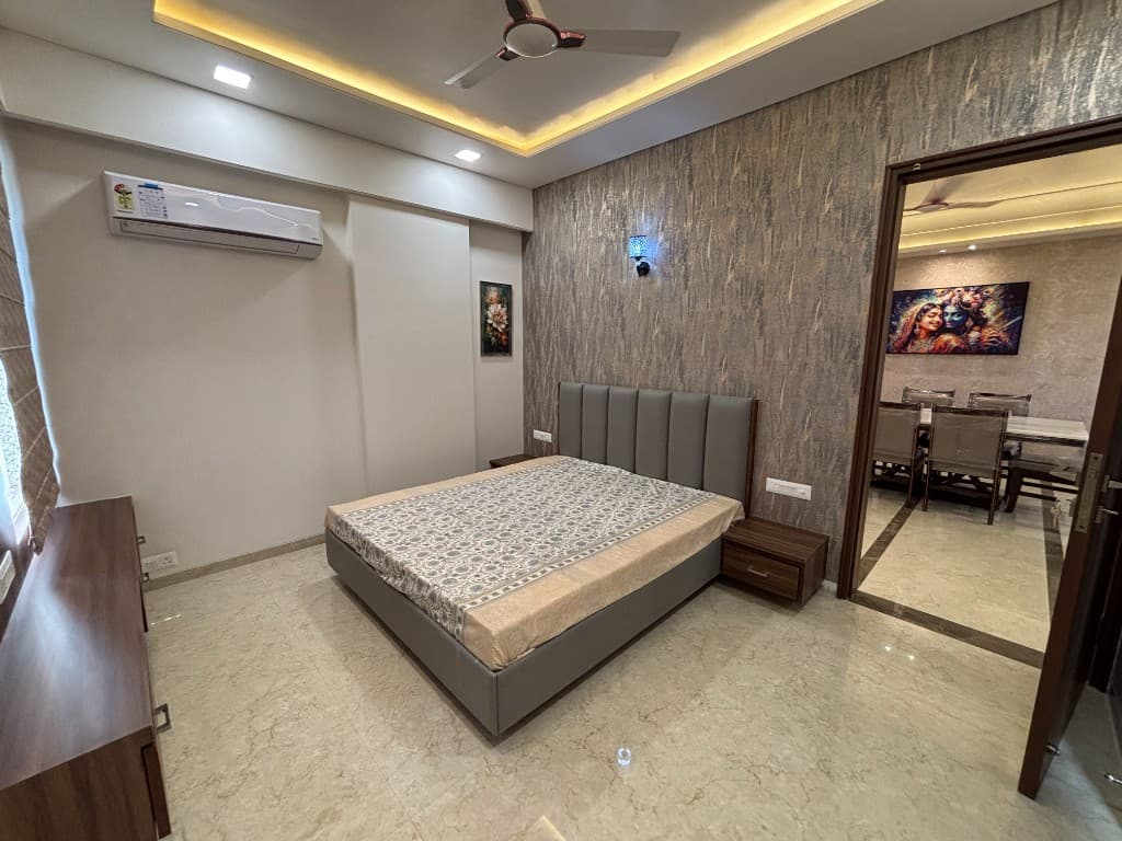 Luxury 3 BHK With Designer Bedroom & AC